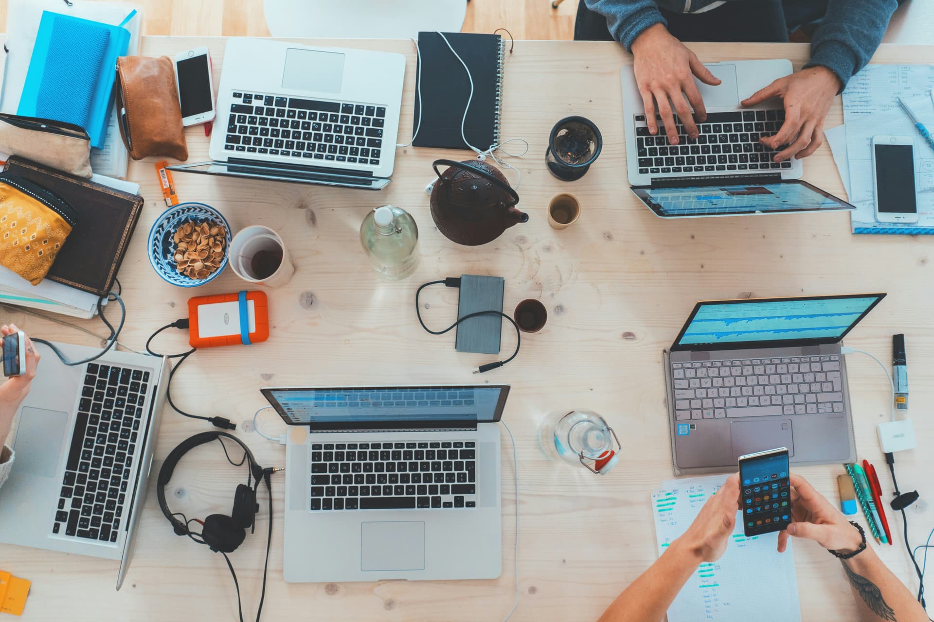 Best LeetCode Alternatives for Practicing With Friends